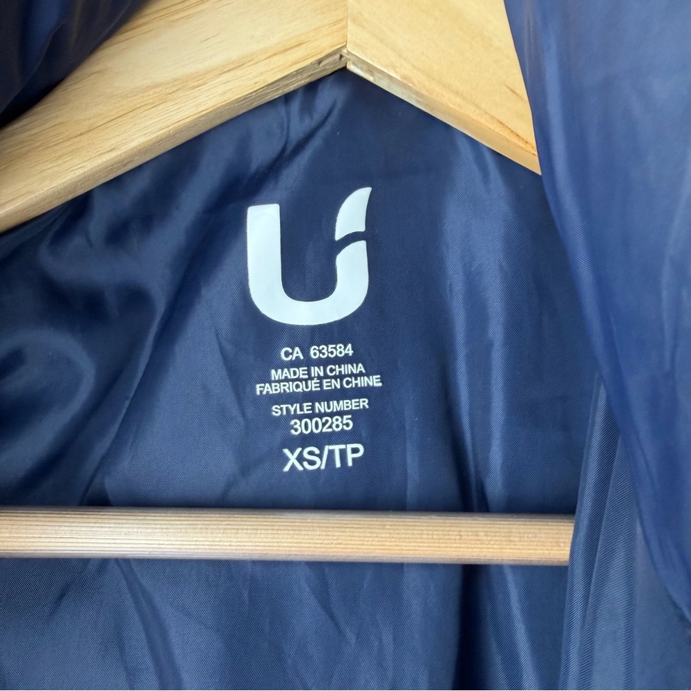 Unisync Alaska Airlines Uniform Belted Puffer Coat Navy Blue Women’s XS - Picture 8 of 13